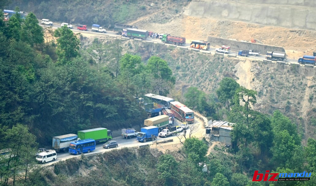 कालीखोला नजिक खसेको पहिरो हटाएपछि सञ्चालनमा आयो मुग्लिन-नारायणगढ सडकखण्ड कालीखोला नजिक खसेको पहिरो हटाएपछि सञ्चालनमा आयो मुग्लिन-नारायणगढ सडकखण्ड