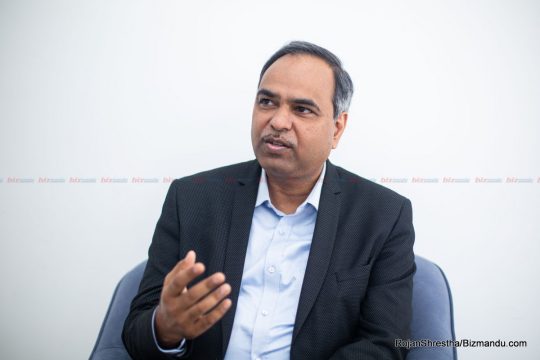 ‘इभीमा देखियो नेपालीहरु नयाँ प्रविधि अपनाउन छिटो छन्,’ टाटा प्यासेन्जर इ-मोबिलिटी एमडी शैलेस चन्द्र
