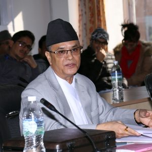 चोलेन्द्र पौने दुई घण्टासम्म प्रश्न गरेपछि गएका थिए प्रहरी कार्यालय, किन परे सरकारको निशानामा?