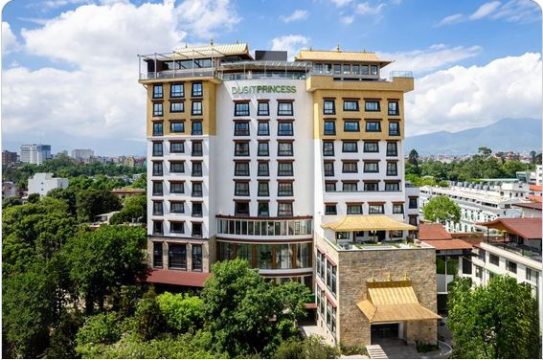 दुसित प्रिन्सेसलाई ट्रिप एड्भाइजरको उत्कृष्ट होटलको मान्यता