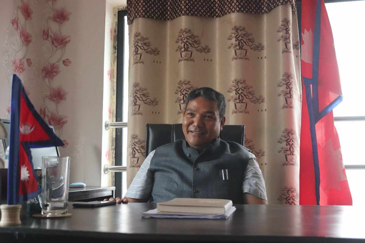 वाग्मतीमा कांग्रेस-माओवादी आरोपप्रत्यारोप, ७१ दिनदेखि जिम्मेवारीविहीन छन् मन्त्री चित्रकार वाग्मतीमा कांग्रेस-माओवादी आरोपप्रत्यारोप, ७१ दिनदेखि जिम्मेवारीविहीन छन् मन्त्री चित्रकार