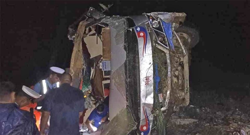 बारा बस दुर्घटना: मृतकको भयो सनाखत, १ नेपाली र राजस्थानका ६ जना तीर्थयात्रीको मृत्यु