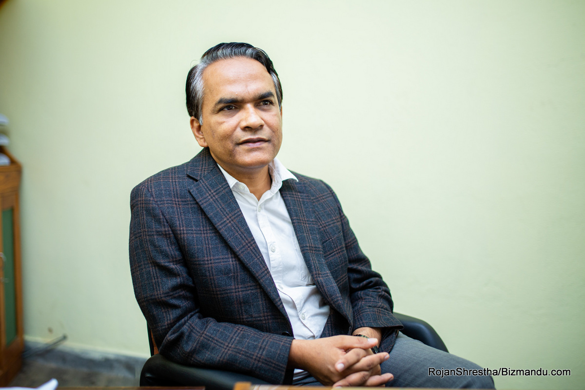 बालेन सरकारलाई ‘सजिलो पार्न’ गभर्नरबाट विश्व पौडेलले राजीनामा गर्दा के हुन्छ?