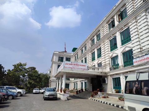 ऊर्जा मन्त्रालयले संचालनमा ल्याएको हटलाइन सेवामा एक महिनामा १९ सय उजुरी