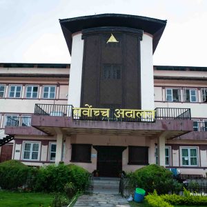 परीक्षा हलमा भेटिएका मोबाइल नष्ट नगर्न सर्वोच्चको आदेश,  सिरहा घटनामा माग्यो लिखित जवाफ