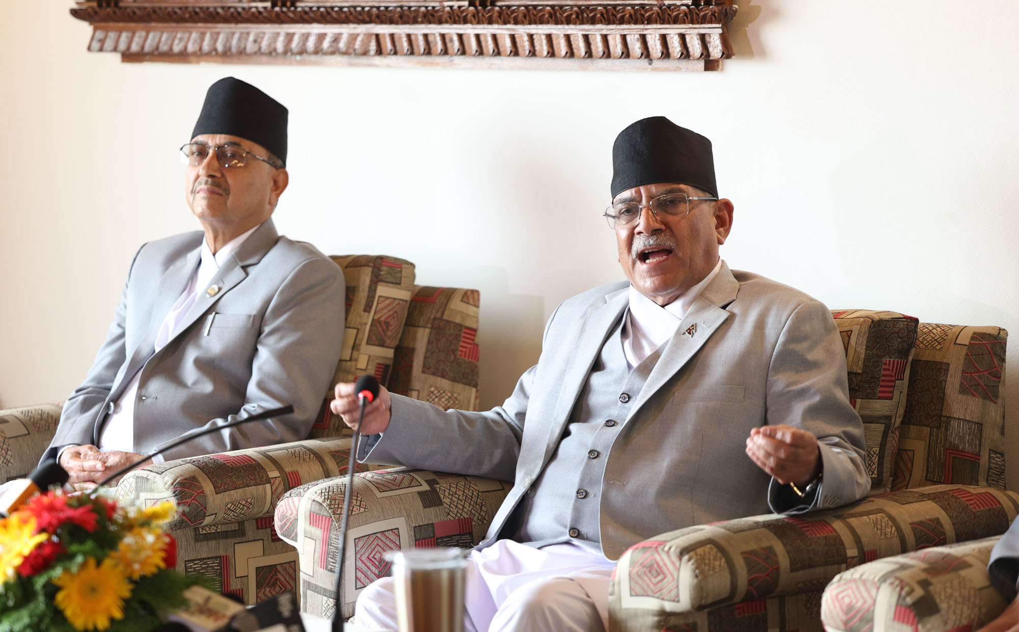 चीनसँगका सबै नाका खोल्ने सहमति भएको छ‚ केही व्यवस्थित हुनेछन् – प्रधानमन्त्री दाहाल चीनसँगका सबै नाका खोल्ने सहमति भएको छ‚ केही व्यवस्थित हुनेछन् – प्रधानमन्त्री दाहाल