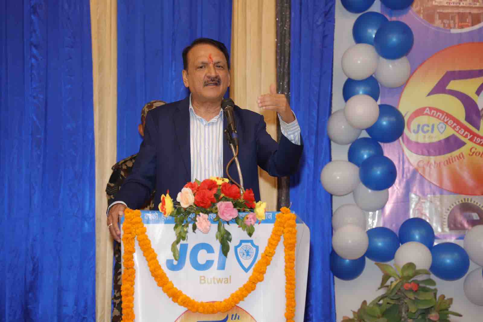 अर्थतन्त्र केही समस्यामा छ, तर धेरै निराश हुनुपर्ने कारण छैन : अर्थमन्त्री डा. महत अर्थतन्त्र केही समस्यामा छ, तर धेरै निराश हुनुपर्ने कारण छैन : अर्थमन्त्री डा. महत