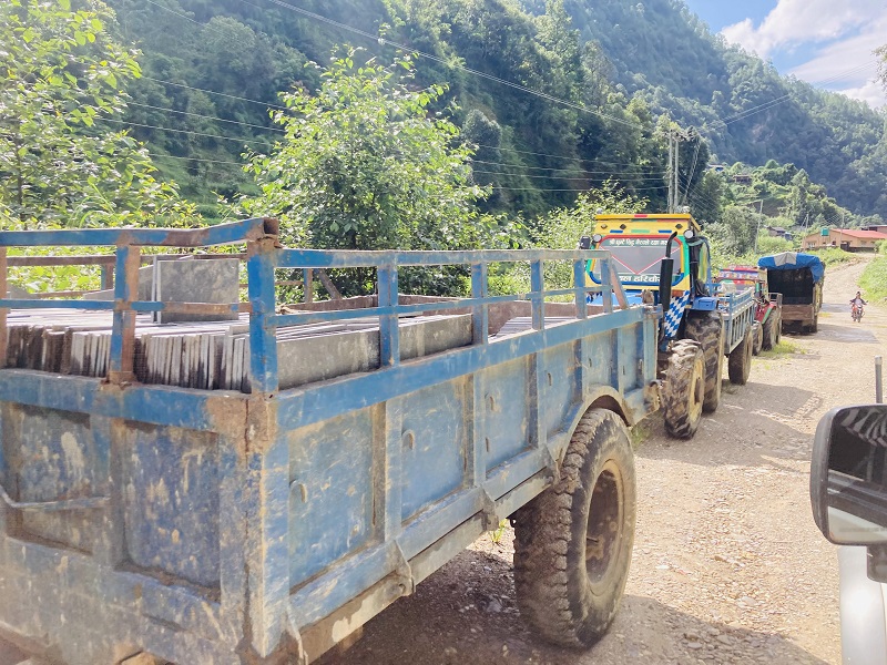 आयातित टायल र मार्वलको विकल्प ताराखोलाको स्लेट ढुङ्गा, नेपालका मुख्य सहरमा हुन्छ निर्यात