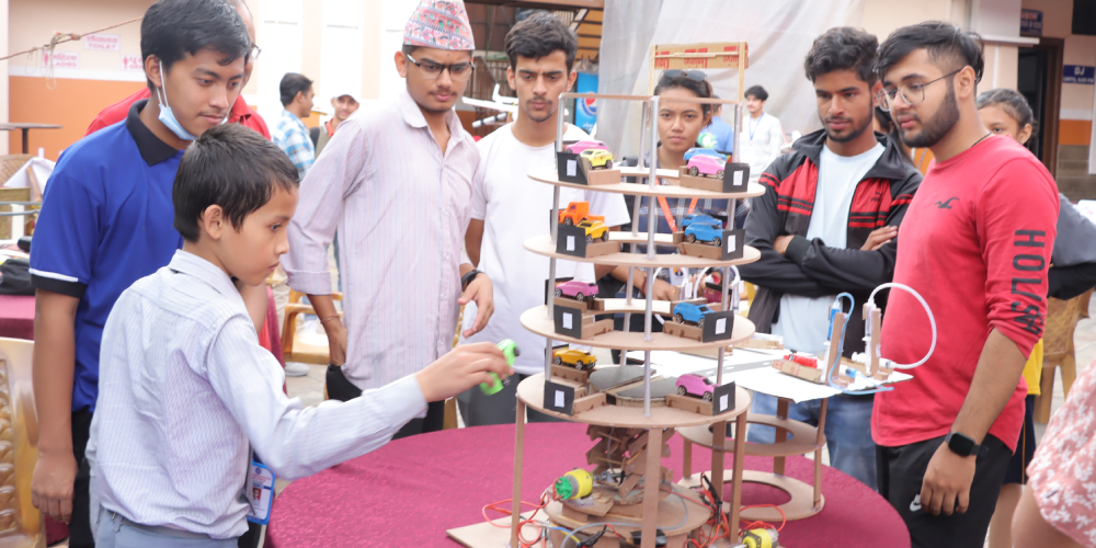 स्टार्टअप एण्ड आइडिया फेस्ट १२ हजारभन्दा बढीले गरे अवलोकन स्टार्टअप एण्ड आइडिया फेस्ट १२ हजारभन्दा बढीले गरे अवलोकन