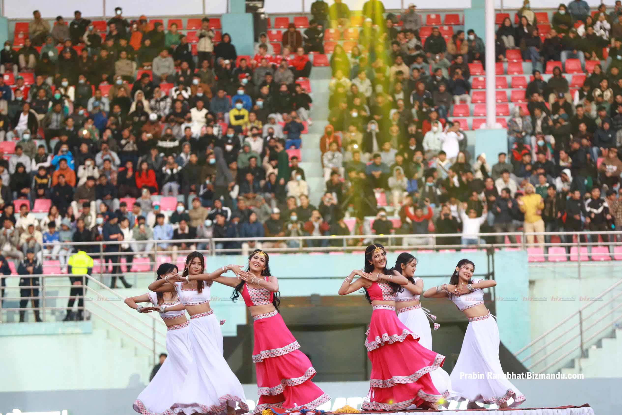 रंगशालामा एनएसएलको उमंग, दृश्यमा सांगीतिक कार्यक्रमदेखि काठमाडौं भर्सेस इलाम