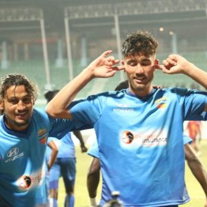 एनएसएल: शीर्ष स्थान ताकेको पोखरा थण्डर्सलाई काठमाडौं रेजर्सले रोक्ला?