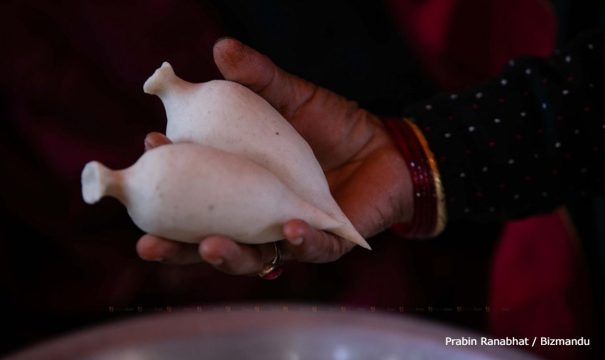 सबैलाई मनपर्ने य:मरि, व्यवसायिक बनेसँगै अब जाडोमा मात्रै होइन बाह्रै महिना पाक्न थाल्यो