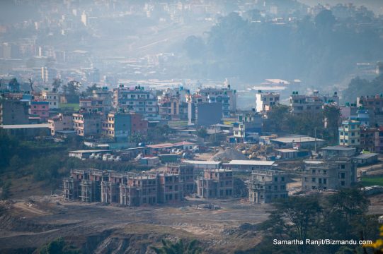 धेरै जग्गा लिएर आवास विकास गर्ने ‘ट्रेन्ड’ फेरियो, व्यवसायी अब साना कोलोनीतिर