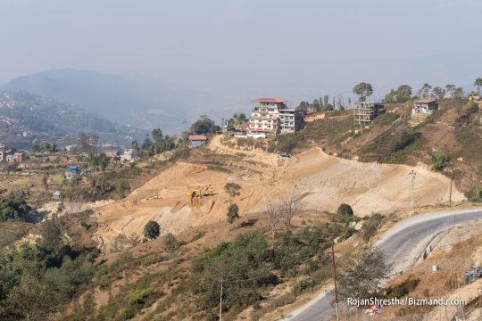 घरजग्गाको भ्यालुएसन घटेपछि भ्यालुएटरलाई लिलामीमा चढेका सम्पत्ति किन्ने ग्राहक खोजिदिन दबाब