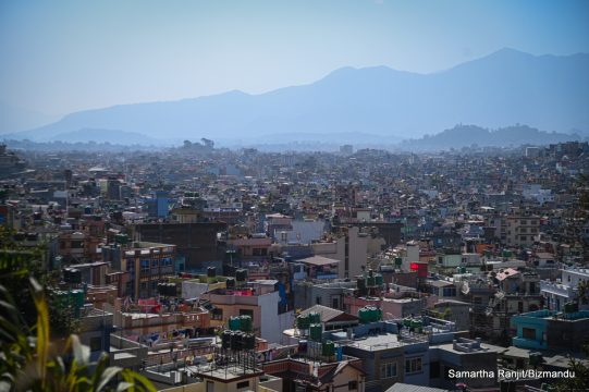 नयाँ बसपार्क खुलेपछि बनेको सहर, नेपाललाई काठमाडौंसँग जोड्ने गोंगबुको कथा