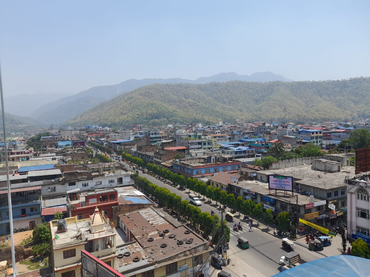 हेटौंडाका उद्योगको उत्पादन ४० प्रतिशतमा सीमित, उत्पादित सामाग्रीले बजार पाएन हेटौंडाका उद्योगको उत्पादन ४० प्रतिशतमा सीमित, उत्पादित सामाग्रीले बजार पाएन