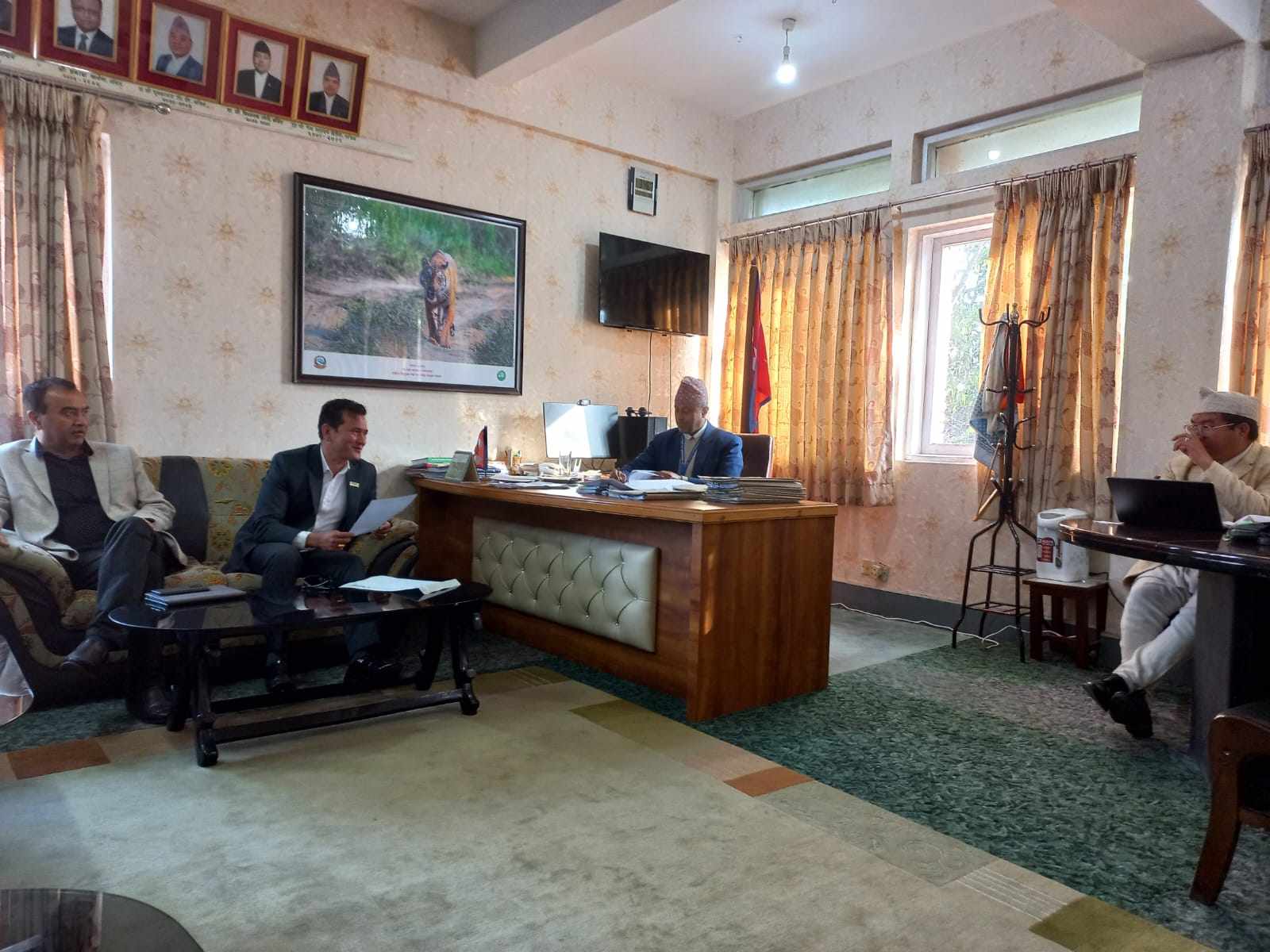 वन कर्मचारीको दादागिरी: जलविद्युत अध्ययनको अनुमति माग्दा थुन्ने धम्की, ९ आयोजना खारेजमा पर्दै