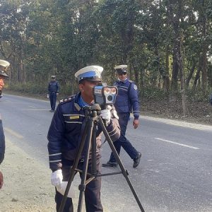सवारी साधन सीमाभन्दा बढी गतिमा चलाउँदा ५० हजारसम्म जरिवाना, कम गर्दा पनि तिर्नुपर्ने