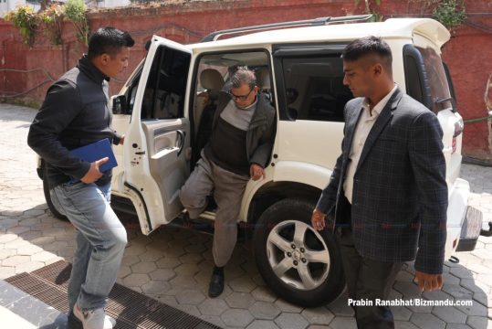 एउटै मुद्दामा दोस्रो पटक सीआइबीले किन गर्‍यो पूर्वसभामुख महरालाई पक्राउ?