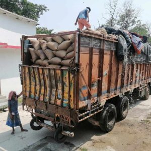 मकै र गहुँ भनेर भित्र्याइयो ३० हजार किलो चिनी, ट्रक नियन्त्रणमा लिएर अनुसन्धान गरिंदै