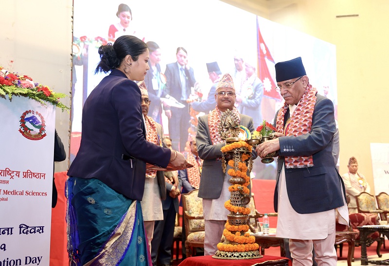 वीर अस्पताललाई दुवाकोटमा विस्तार गर्न आवश्यक बजेट दिने प्रधानमन्त्री दाहालको आश्वासन