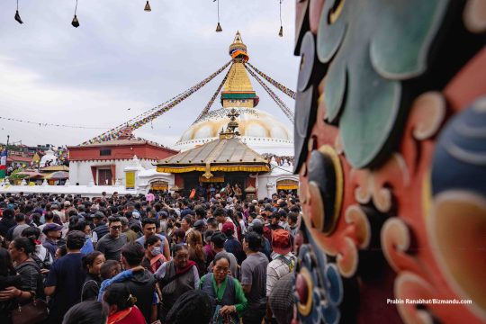 बौद्ध परिसरमा आज यस्तो देखियो २५६८औँ बुद्ध जयन्तीको विशेष रौनक