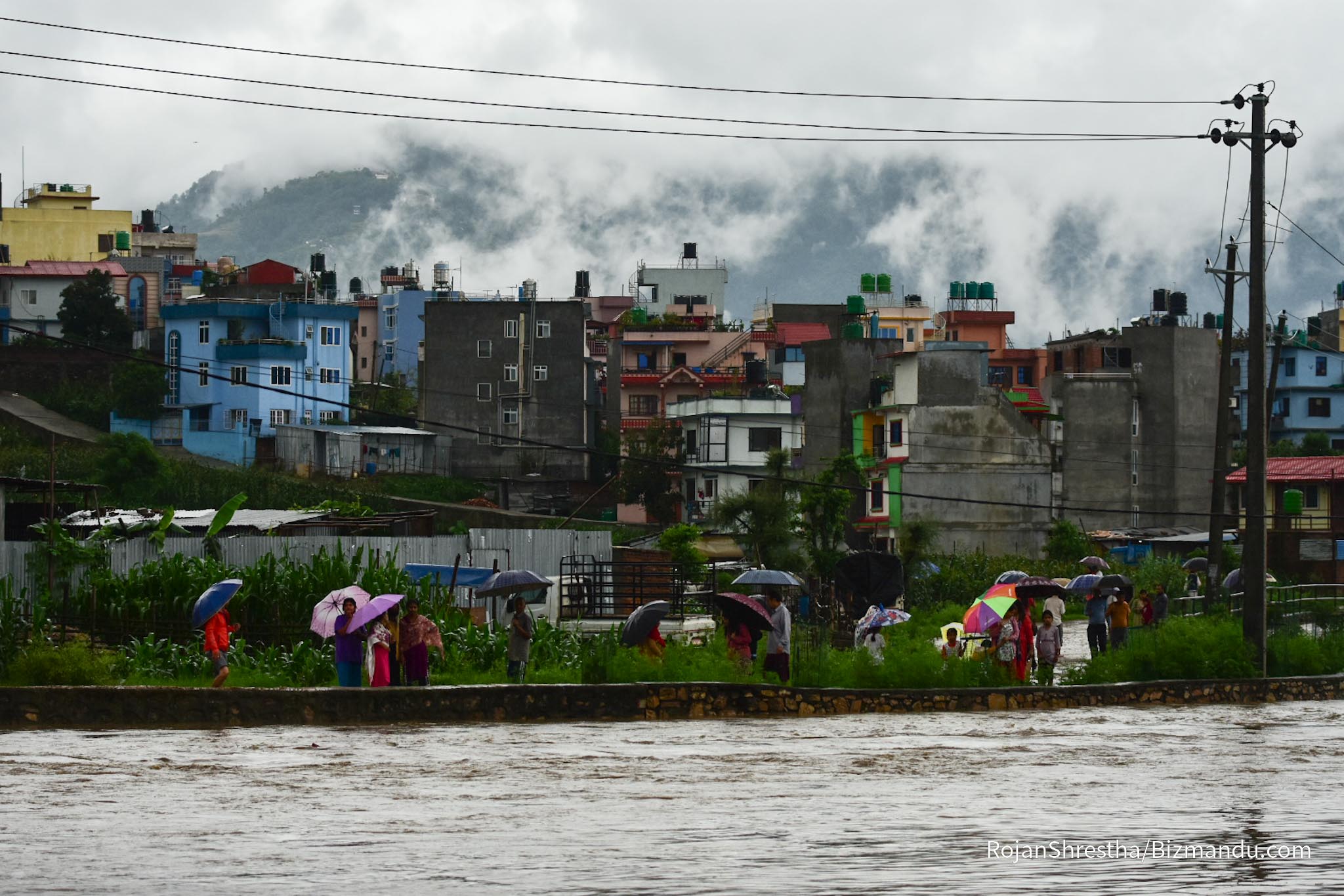 आजको मौसम : गण्डकी, लुम्बिनी, कर्णाली र सुदुरपश्चिमको केही क्षेत्रमा अति भारी वर्षाको सम्भावना