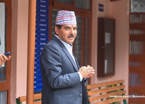 हिमालयन बैंकको अध्यक्षमा पूर्वमुख्यसचिव बैकुण्ठ अर्याल, ‘मिलाएर लैजान सक्ने क्षमता छ’