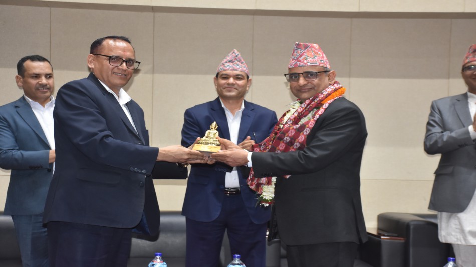 नयाँ सरकार बनेपछि महान्यायाधिवक्ताबाट हटे पोखरेल, राष्ट्रपतिले गरे राजीनामा स्वीकृत