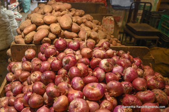 अधिकांश तरकारी र फलफूलको मूल्य थोकमा स्थिर, कालीमाटीमा यस्तो छ आजको दर