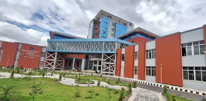 काठमाडौंका दुई स्थानमा दिउँसै घरबाट सुनका गहना चोरी, चोर खोज्दै प्रहरी