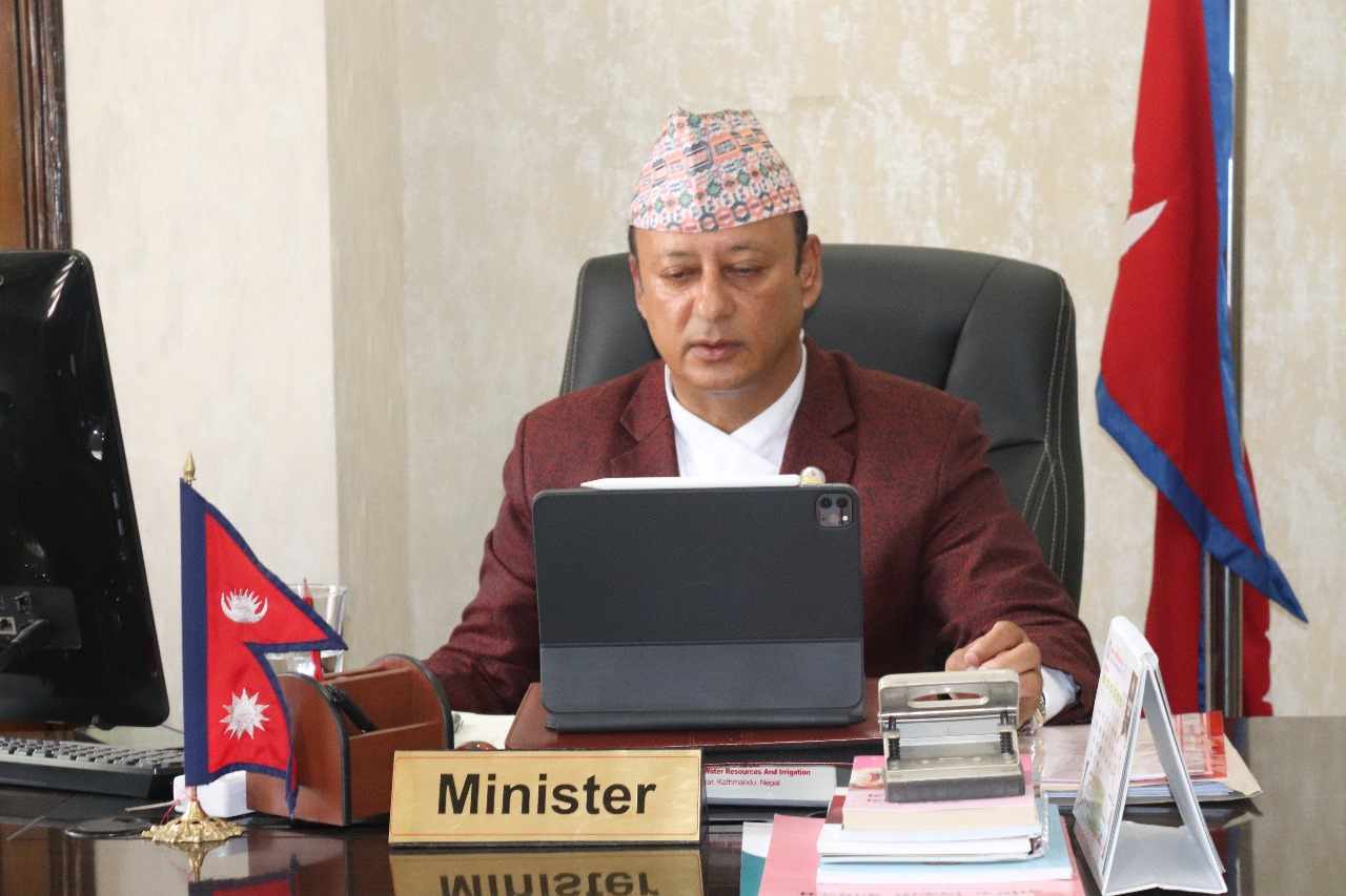 ऊर्जामन्त्री खड्कालाई तत्काल बर्खास्त गर्न माग, ‘लोडसेडिङ हुन्छ भनेर जनतालाई आतंकित पारे’