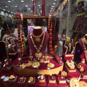 सुनमा भोलिदेखि विलासिता कर लाग्ने सूचनाबाट व्यवसायी आक्रोशित, ‘कार्यान्वयन गर्दैनौं’