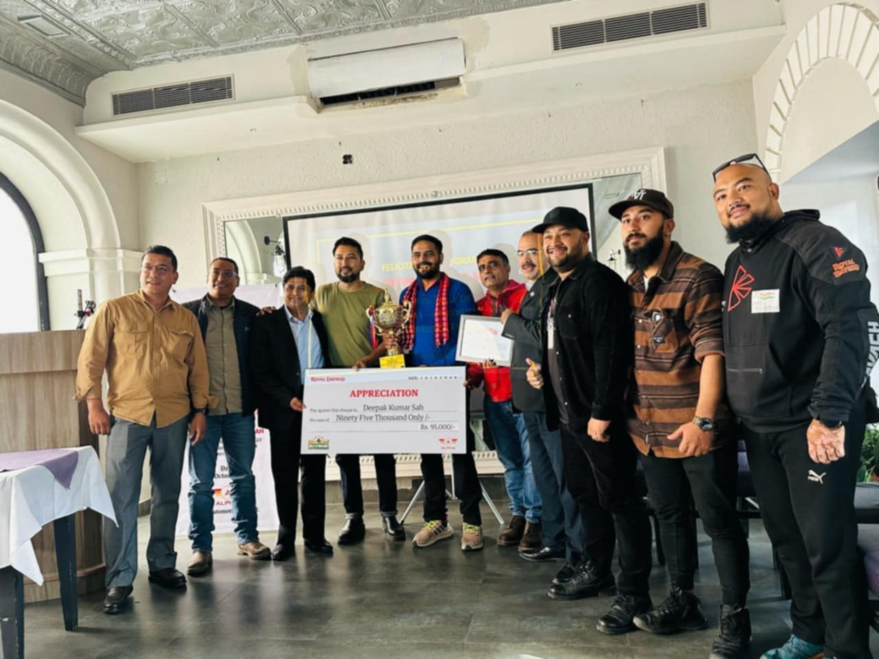 र्याली अफ हिमालयाजको चौथो संस्करणमा विजयी दीपक साह सम्मानित र्याली अफ हिमालयाजको चौथो संस्करणमा विजयी दीपक साह सम्मानित
