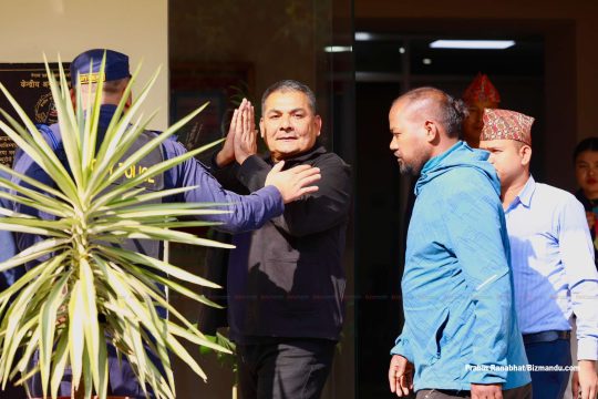 ओलीविरुद्ध अभिव्यक्तिको आधारमै समातिएका हुन् दुर्गा प्रसाईं? प्रमाणित भए कति वर्ष जेल सजाय?