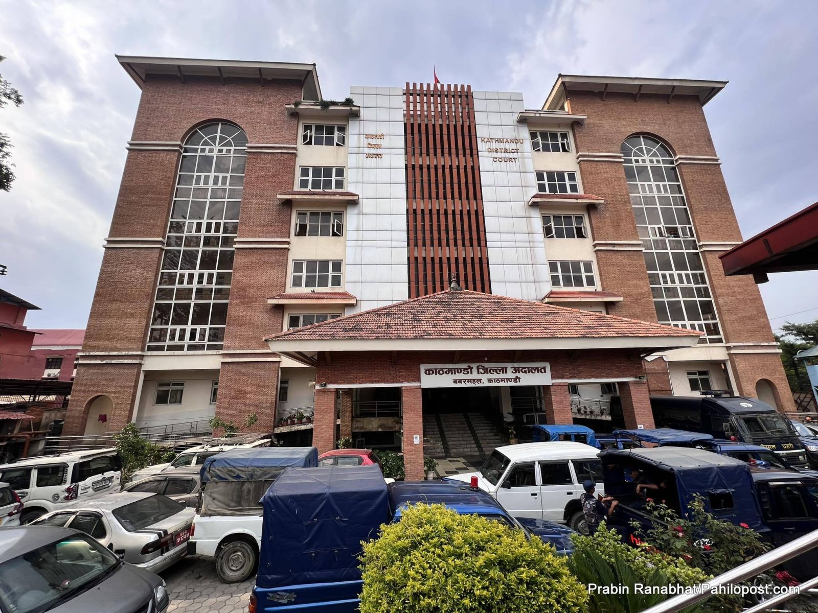 स्वर्णलक्ष्मी सहकारी ठगीमा कांग्रेस सांसद माया राईलाई धरौटीमा छोड्न अदालतको आदेश स्वर्णलक्ष्मी सहकारी ठगीमा कांग्रेस सांसद माया राईलाई धरौटीमा छोड्न अदालतको आदेश