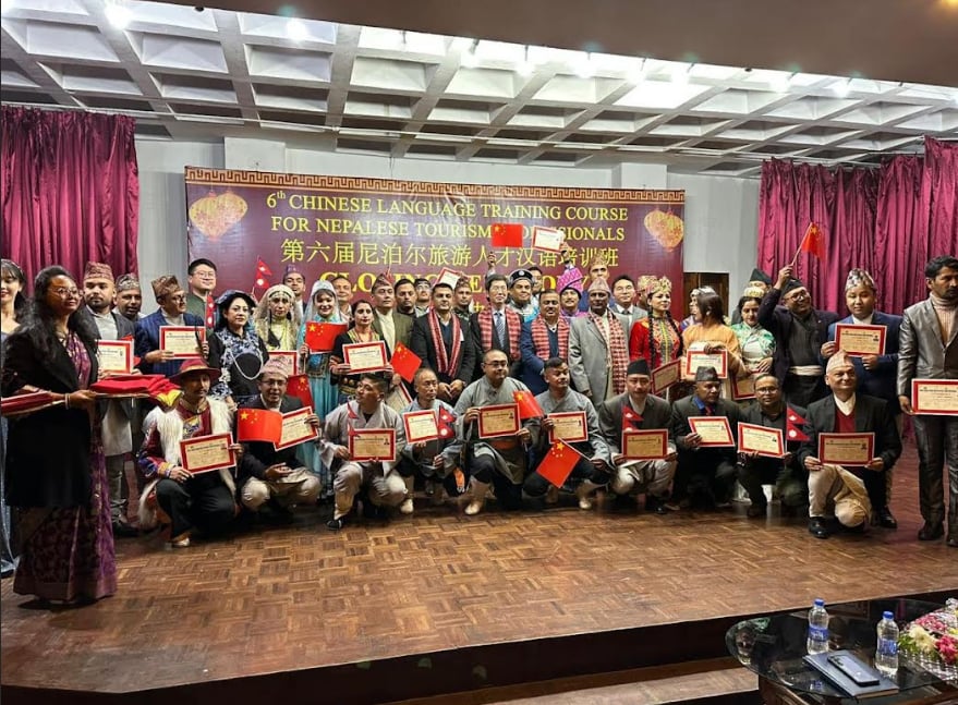 नेपाली पर्यटन व्यवसायीलाई चिनियाँ भाषा प्रशिक्षण सम्पन्न, १०० जना सहभागी