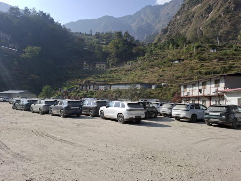 चीनबाट पाँच महिनामा भित्रिए ४ हजार ३३९ सवारीसाधन, कुन नाकाबाट कति?