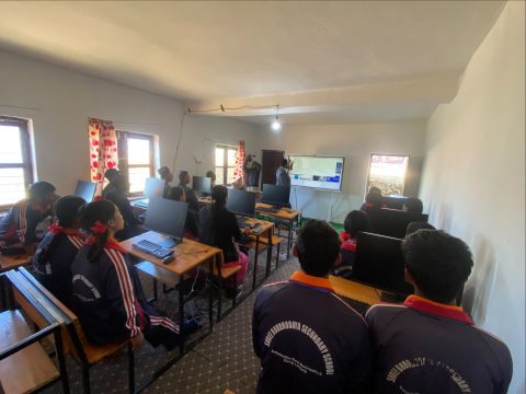 गण्डकी प्रदेशमा चिनियाँ दूतावासले सुरु गर्‍यो स्मार्ट कक्षा, ‘डिजिटल डिभाइड कम गर्न मद्दत पुग्छ’