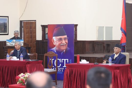 आइटी उद्यमीसँग बालुवाटारमा ओलीको दुई घण्टा, ‘अब तपाइँहरुले गुनासो गर्ने ठाउँ रहन दिन्न’