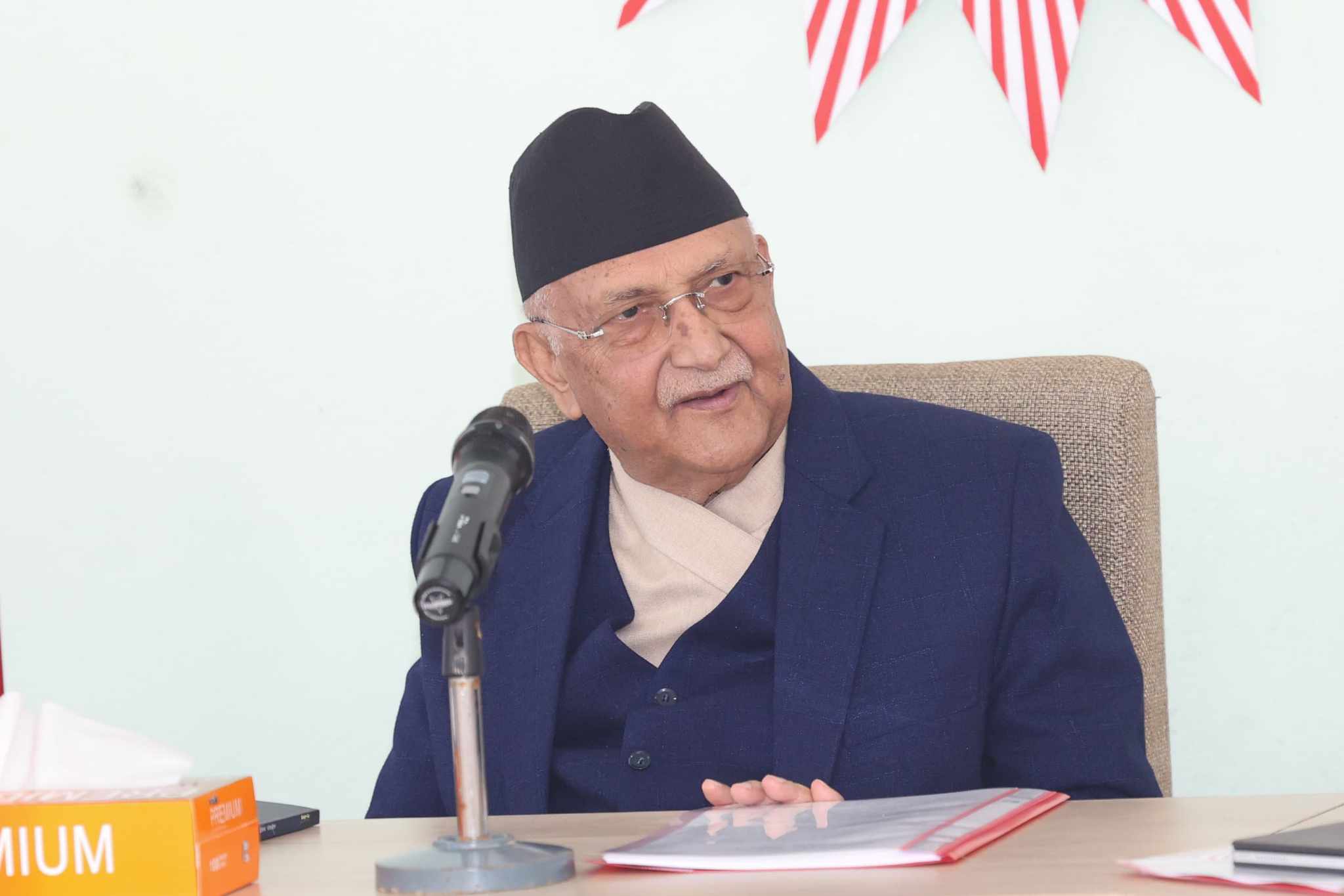 प्रधानमन्त्री ओली कर्मचारीको स्वार्थमा, कुलिङ पिरियड हटाउन निजामती विधेयक प्रतिनिधि सभामा ‘होल्ड’