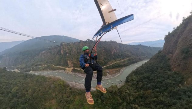 व्यवसाय विस्तारमा ‘द क्लिफ’, विश्वकै लामो र अग्लो ‘मेगाट्रोल’ दुई साताभित्र संचालन गर्ने