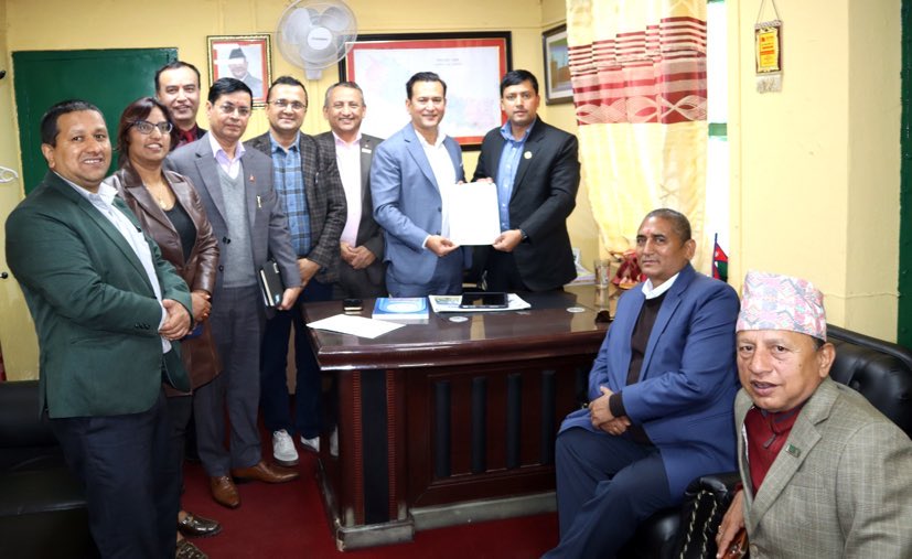 सर्वोच्चको फैसलाले लगानी जोखिममा परेपछि इप्पानको दौडधुप, दलहरुलाई समस्या सुनाउँदै