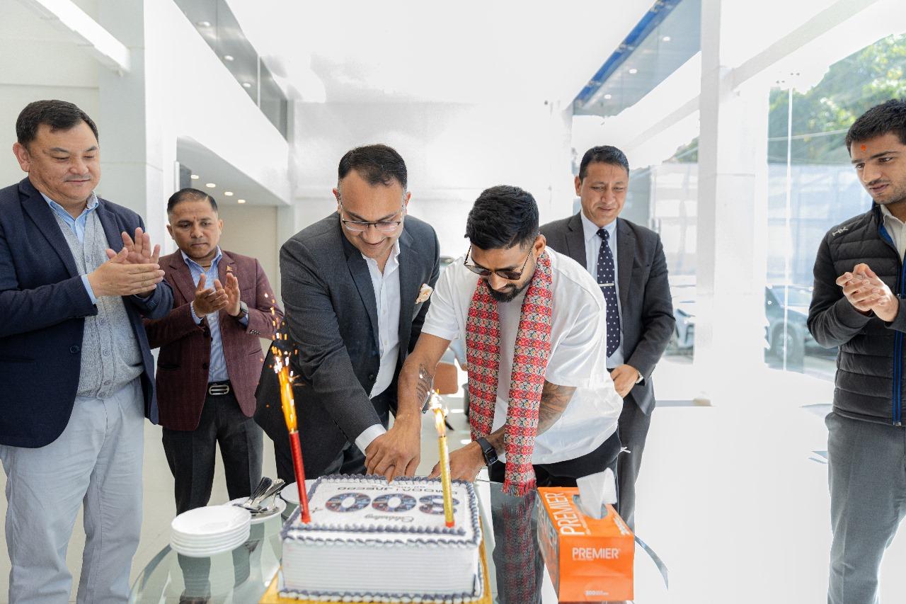 ओमोडा एन्ड जेइकोले मनायो नेपालमा ८०० वटा भन्दा बढी गाडी बिक्री भएको खुसियाली ओमोडा एन्ड जेइकोले मनायो नेपालमा ८०० वटा भन्दा बढी गाडी बिक्री भएको खुसियाली