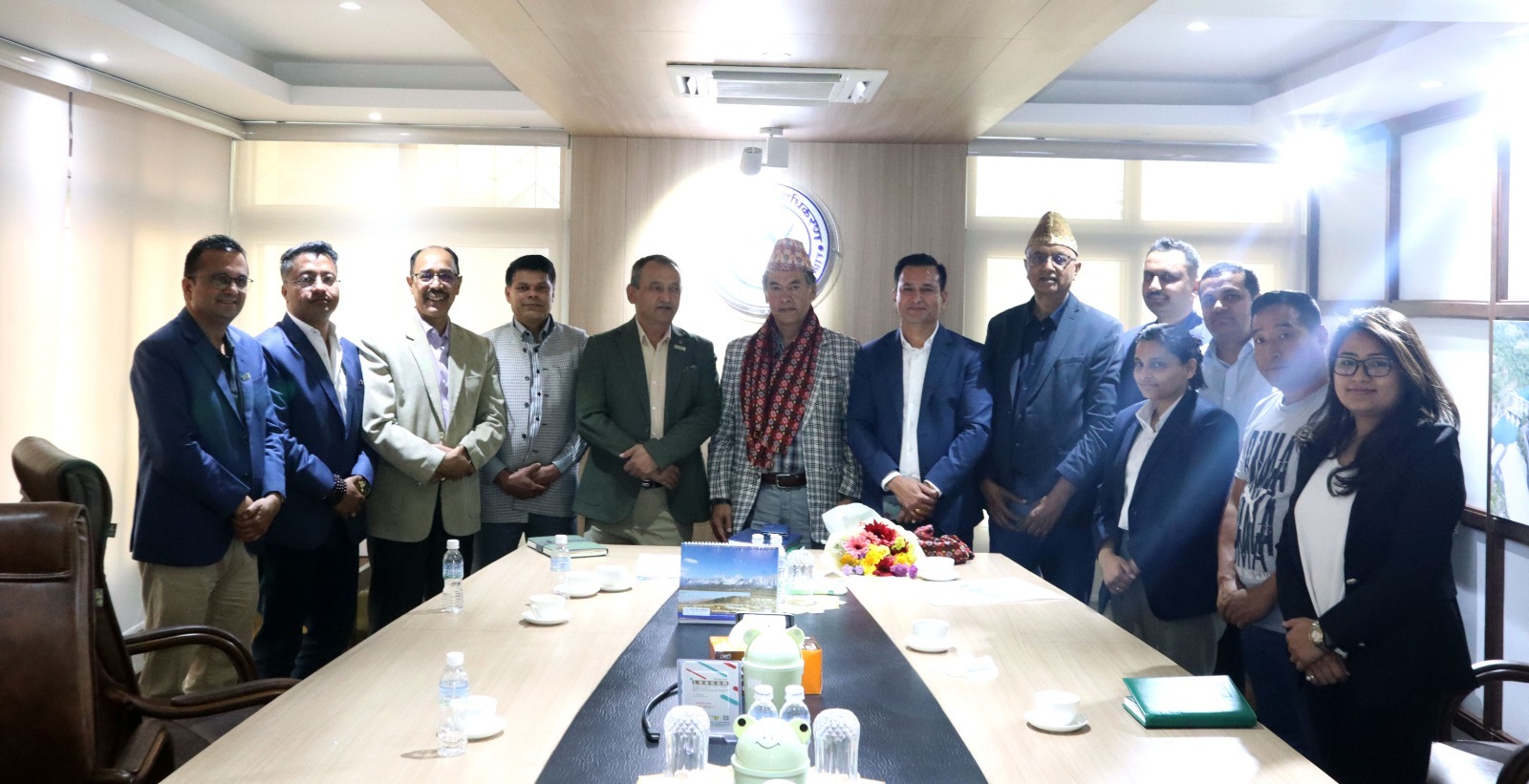 प्राधिकरणका एमडी शाक्यसँग इप्पानको भेट, व्यावसायिक विद्युत उत्पादन मिति थप्न माग