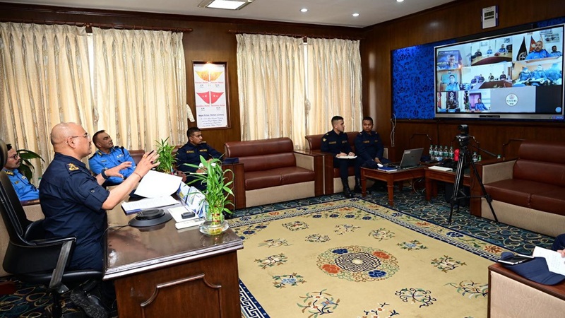 आपराधिक घटनाहरू रोक्न प्रभावकारी सुरक्षा व्यवस्था मिलाउन महानिरीक्षक थापाको निर्देशन आपराधिक घटनाहरू रोक्न प्रभावकारी सुरक्षा व्यवस्था मिलाउन महानिरीक्षक थापाको निर्देशन