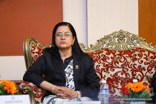 कार्यबाहक पाएलगत्तै नीलमको तदारुकता: भत्ता पाउने गरी कर्मचारीको बैठक, बोर्ड पनि डाकिन्