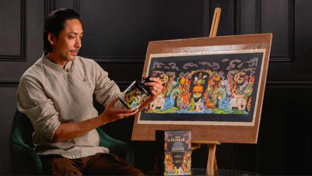 यती डिस्टिलरीद्वारा ख्यातिप्राप्त पौभा कलाकार समुन्द्रमान सिंह श्रेष्ठलाई सम्मान