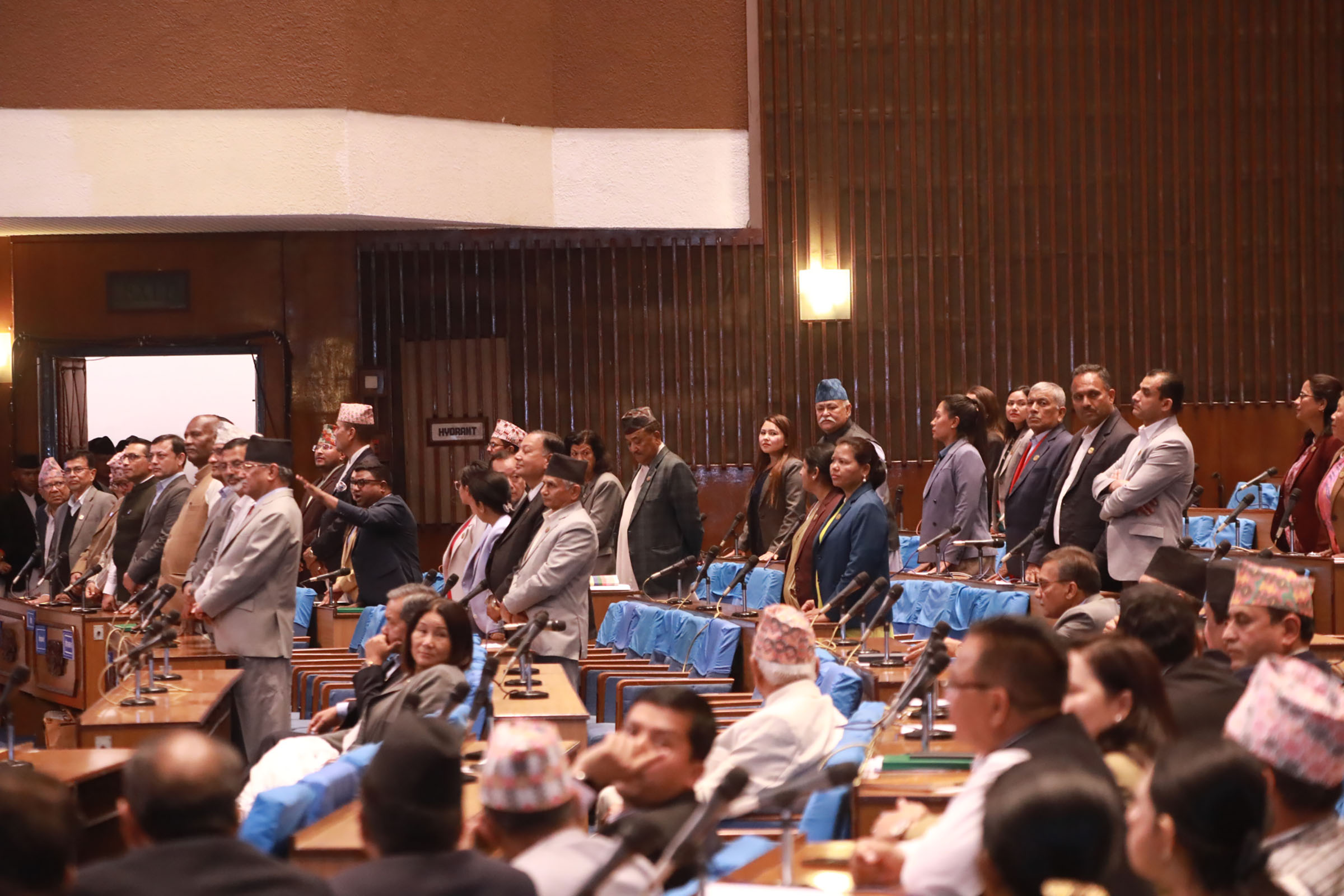 कुलमान हटाएको विषयले आज पनि संसद अवरुद्ध, प्रधानमन्त्रीले जवाफ दिनैपर्ने अडानमा प्रतिपक्षी