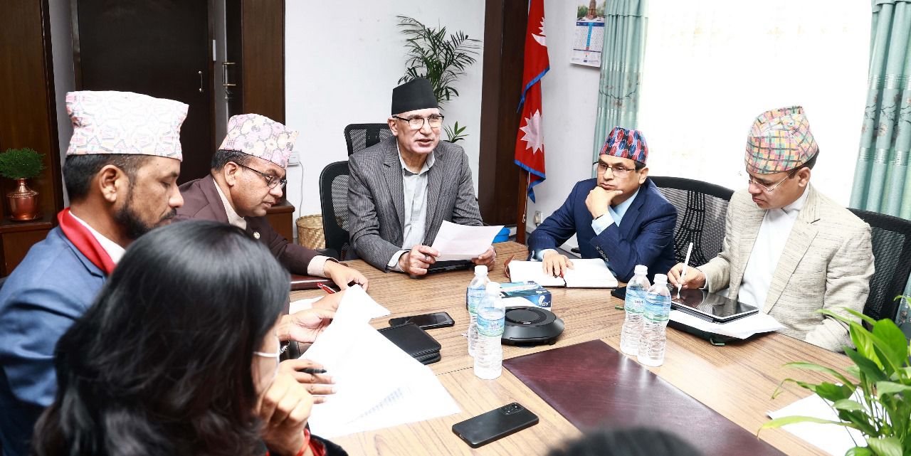 बजेटबारे १६ वटा मन्त्रालयसँग अर्थको छलफल, नीतिगत रुपान्तरण प्राथमिकतामा राख्न आग्रह बजेटबारे १६ वटा मन्त्रालयसँग अर्थको छलफल, नीतिगत रुपान्तरण प्राथमिकतामा राख्न आग्रह